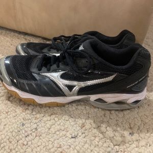 Mizuno Volleyball Shoes